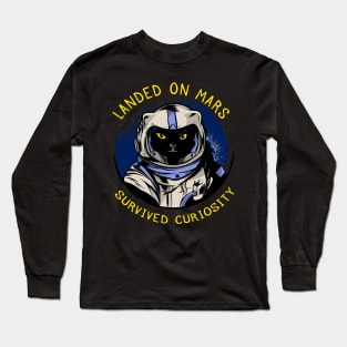 funny cat – Astrocat – Curiosity (dark variant) Long Sleeve T-Shirt